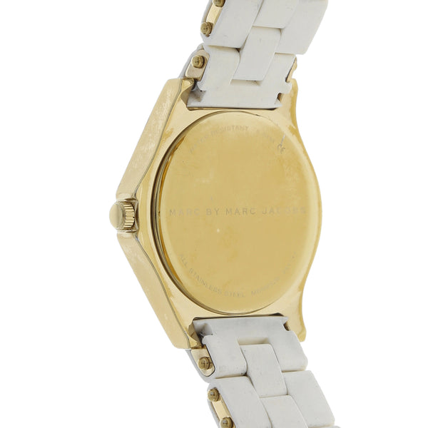 Reloj Marc By Marc Jacobs para dama en acero chapa correa caucho.