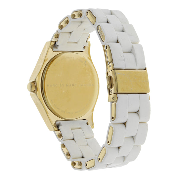 Reloj Marc By Marc Jacobs para dama en acero chapa correa caucho.