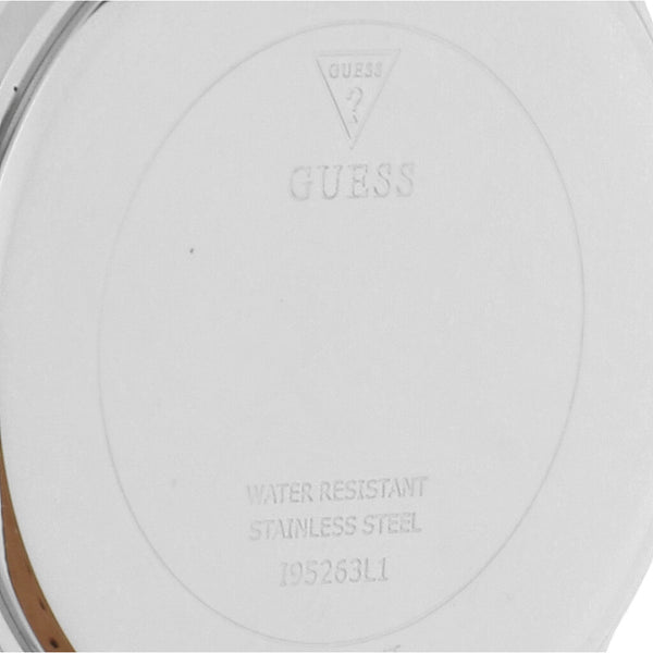 Reloj Guess para dama en acero inoxidable correa piel.