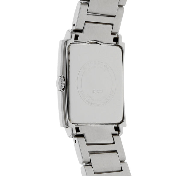 Reloj Guess para caballero en acero inoxidable.