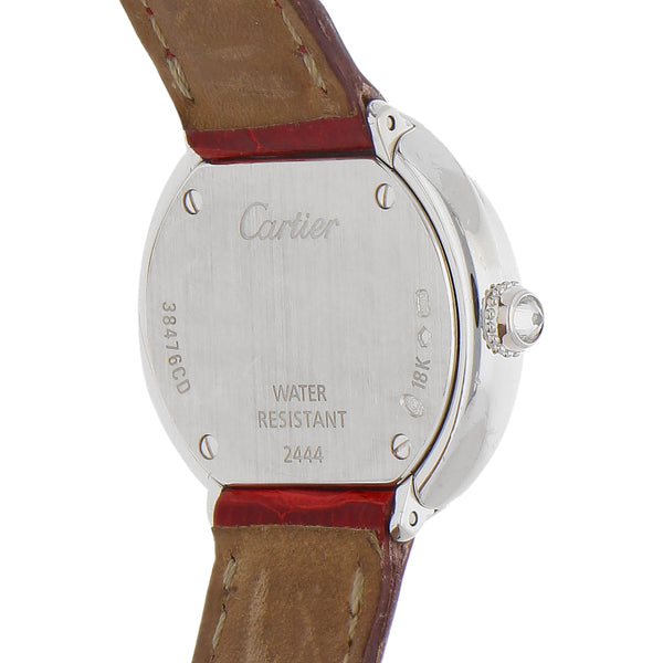 Reloj Cartier para dama en oro correa piel.