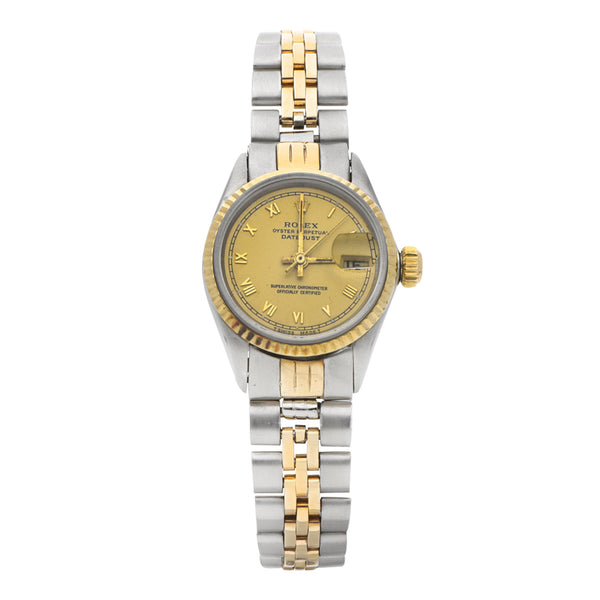 Reloj Rolex para dama modelo Oyster Perpetual DateJust vistas en oro amarillo 18 kilates.