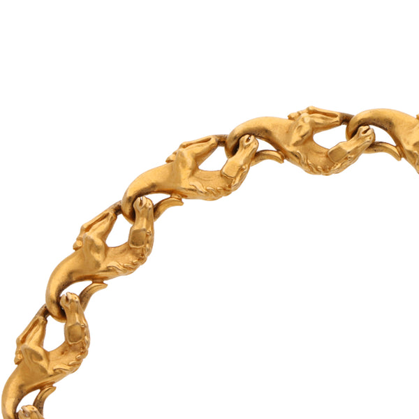 Pulsera eslabón articulado motivo equino firma Carrera y Carrera en oro amarillo 18 kilates.