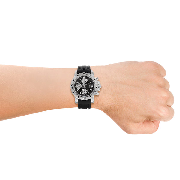 Reloj Montblanc para caballero en acero inoxidable correa caucho.