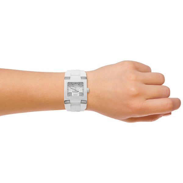 Reloj Technomarine para dama modelo Square Ceramic Diamonds.