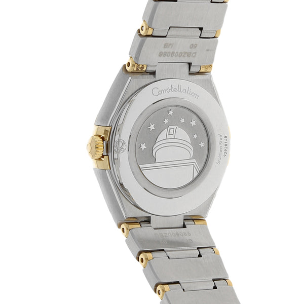 Reloj Omega para dama modelo Constellation vistas en oro amarillo 18 kilates.