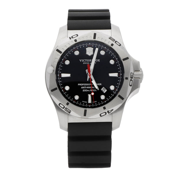 Reloj Victorinox Swiss Army para caballero en acero inoxidable correa caucho.