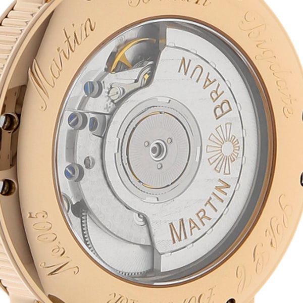 Reloj Martin Braun para caballero modelo Bigdate caja en oro rosa 18 kilates.