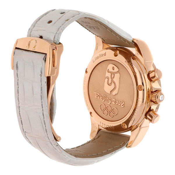 Reloj Omega para dama modelo De Ville caja en oro rosa 18 kilates.