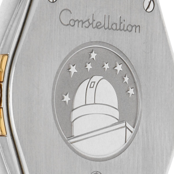 Reloj Omega para caballero modelo Constellation vista en oro amarillo 18 kilates.