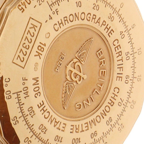Reloj Breitling para caballero modelo Navitimer Cosmonaute caja en oro amarillo 18 kilates.