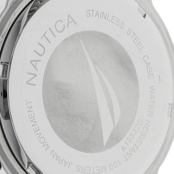 Reloj Nautica para caballero en acero inoxidable.