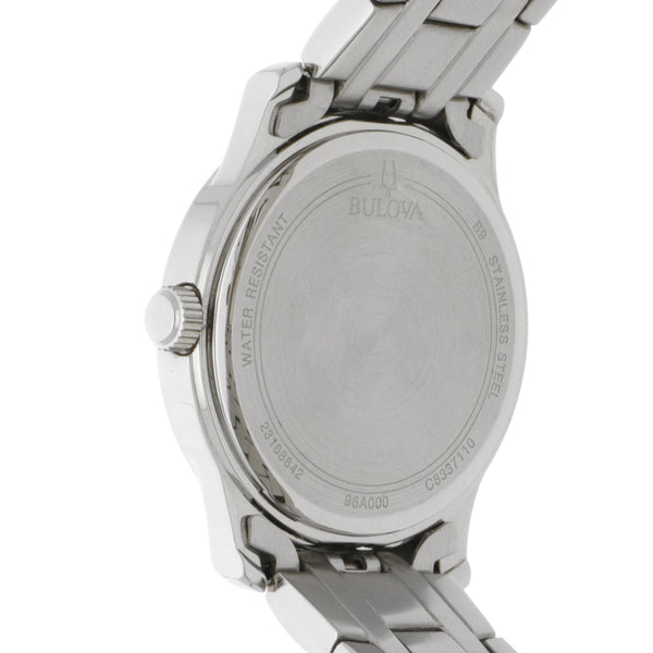 Reloj Bulova para caballero en acero inoxidable.