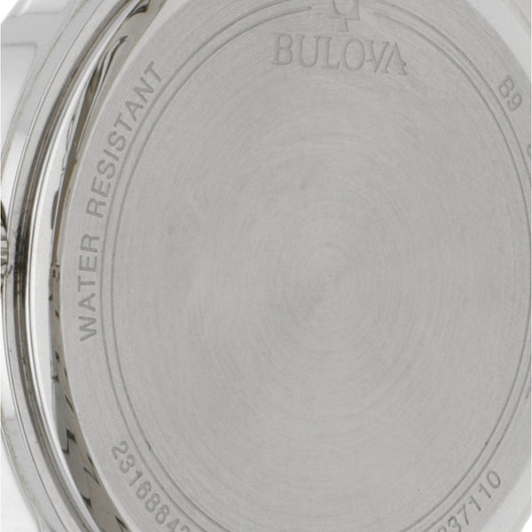 Reloj Bulova para caballero en acero inoxidable.