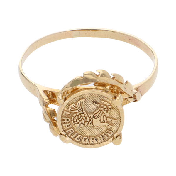 Anillo tipo sello motivo signo del zodiaco en oro amarillo 14 kilates.