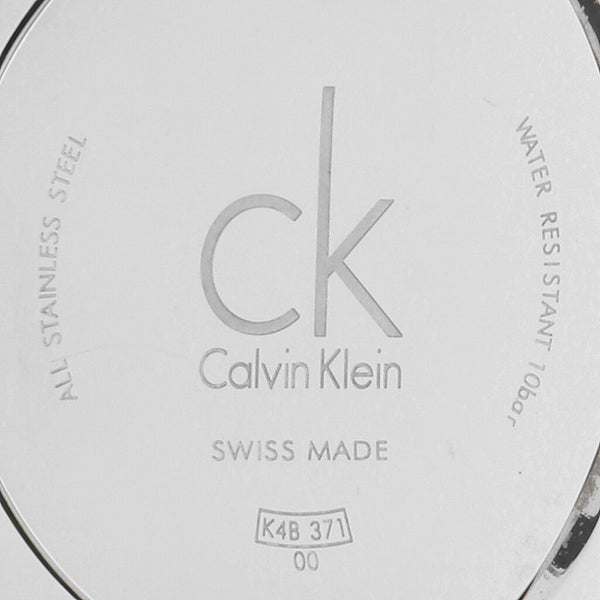 Reloj Calvin Klein para caballero en acero inoxidable correa textil/cuero.