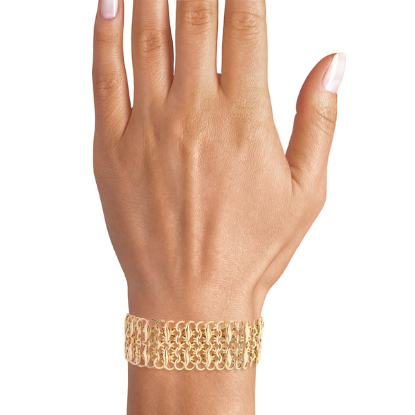 Brazalete hechura italiana en oro amarillo 14 kilates.