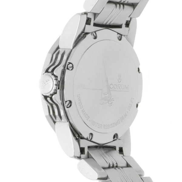 Reloj Corum para dama modelo Admiral's Cup.