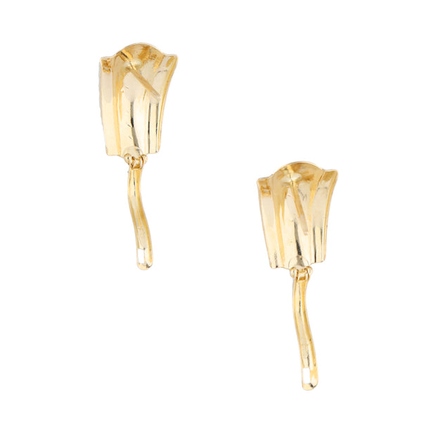 Aretes hechura especial en oro dos tonos 14 kilates.