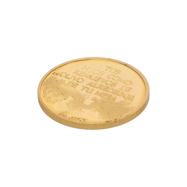 Medalla hechura especial motivo Salmo 127.3 en oro amarillo 22 kilates.