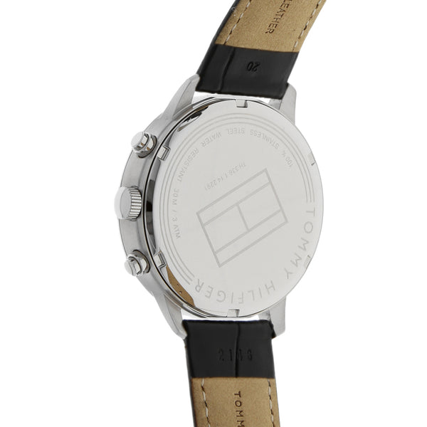 Reloj Tommy Hilfiger para caballero en acero inoxidable correa piel.