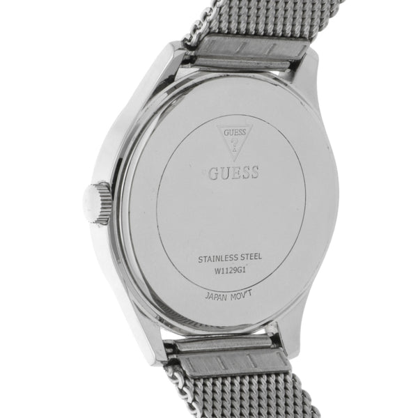 Reloj Guess para caballero en acero inoxidable.