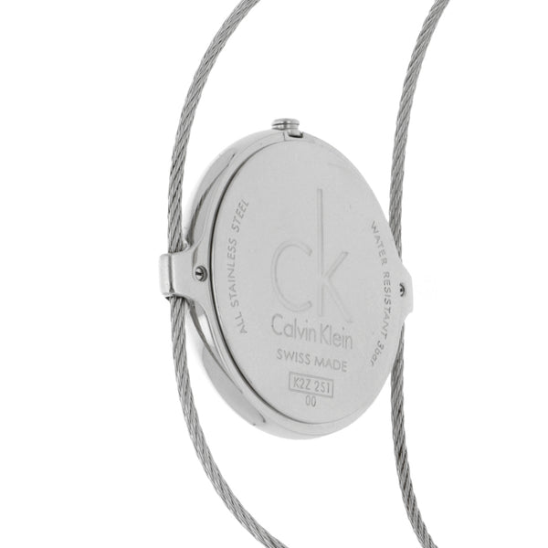 Reloj Calvin Klein para dama en acero inoxidable.