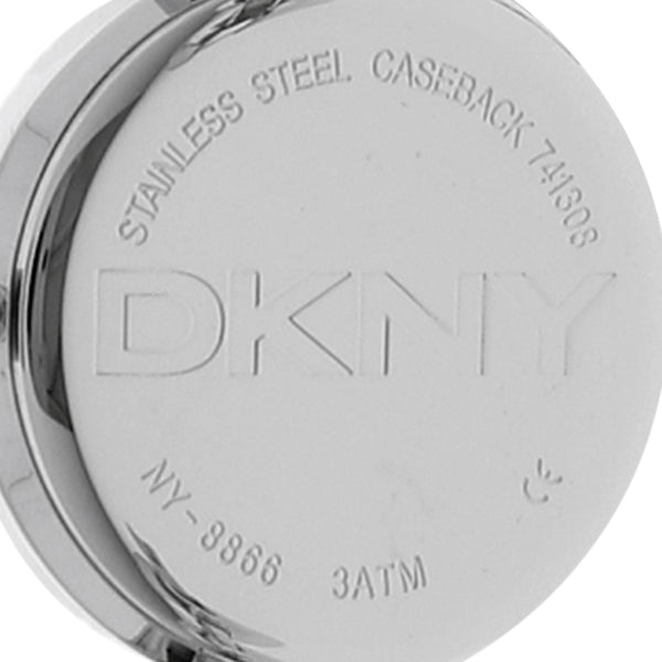 Reloj DKNY para dama en acero inoxidable.