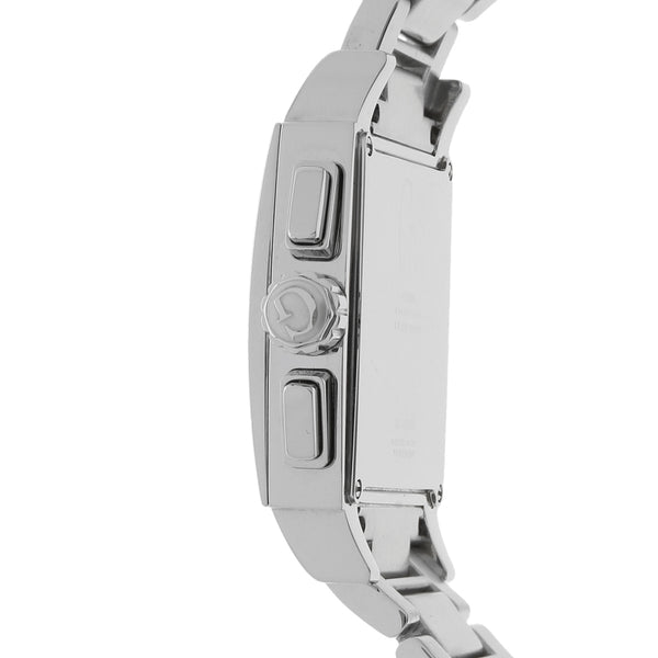 Reloj Guess para caballero en acero inoxidable.