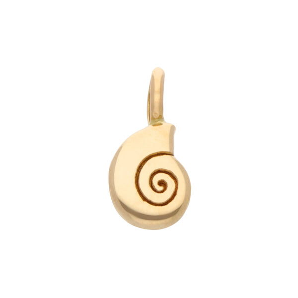 Dije diseño especial motivo caracol en oro amarillo 18 kilates.