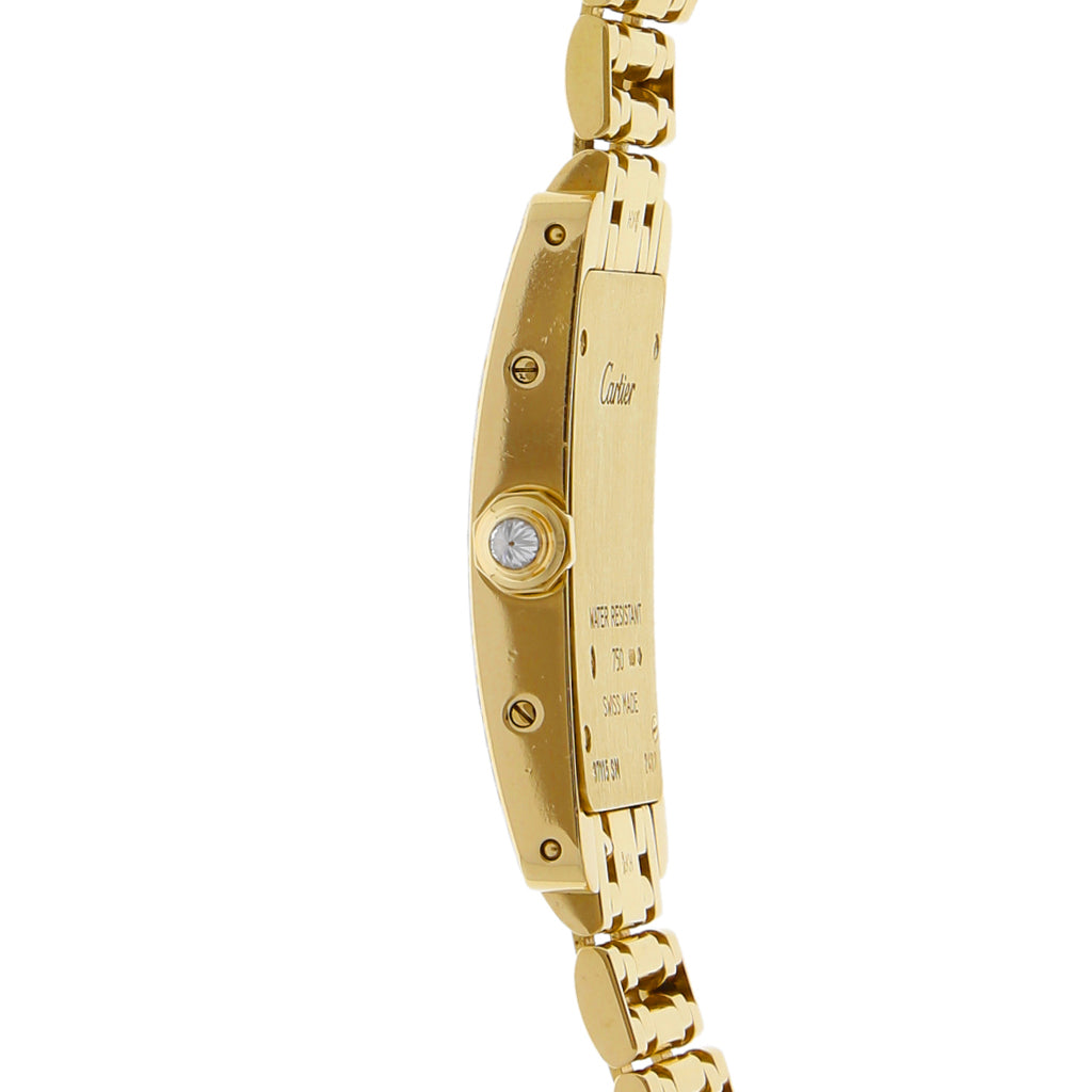 Reloj Cartier para dama modelo Tank Am ricaine en oro amarillo 18