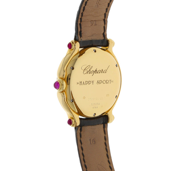 Reloj Chopard para dama modelo Happy Sport caja en oro amarillo 18 kilates.