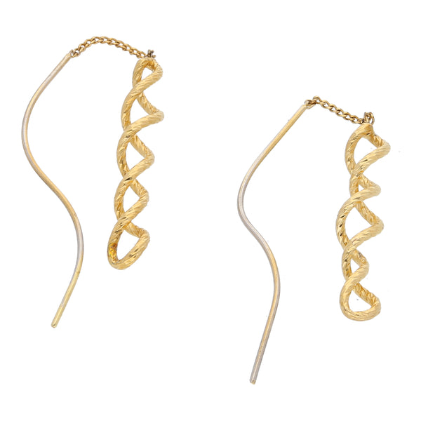 Aretes diseño especial con colgantes en oro amarillo 14 kilates.