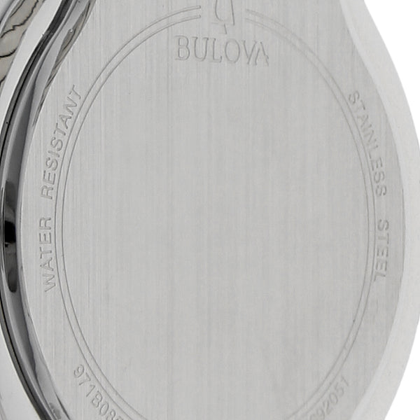 Reloj Bulova para caballero en acero inoxidable.