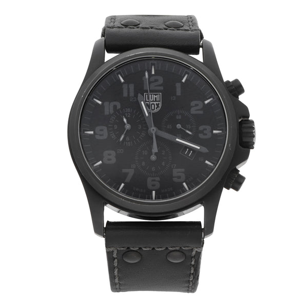 Reloj Luminox para caballero en acero esmalte correa piel.