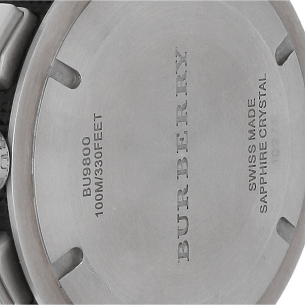 Reloj Burberry para caballero en acero inoxidable.