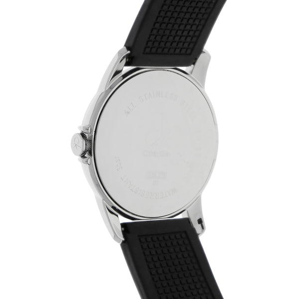 Reloj Calvin Klein para caballero en acero inoxidable correa silicona.