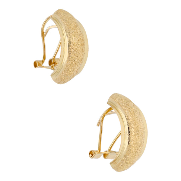 Aretes martillados en oro amarillo 18 kilates.