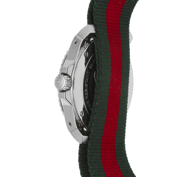 Reloj Gucci para caballero modelo Dive.