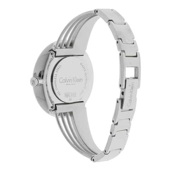 Reloj Calvin Klein para dama en acero inoxidable.