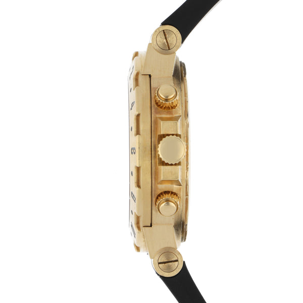 Reloj Bvlgari para caballero modelo Diagono Professional caja en oro amarillo 18 kilates.