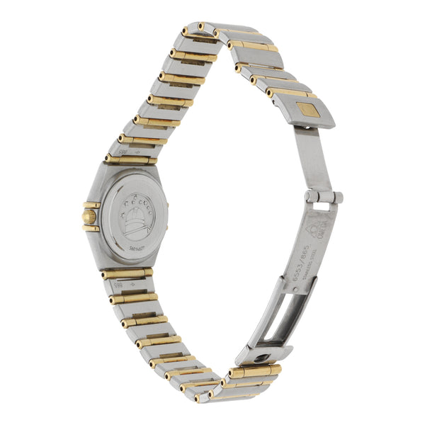 Reloj Omega para dama modelo Constellation vistas en oro amarillo 18 kilates.