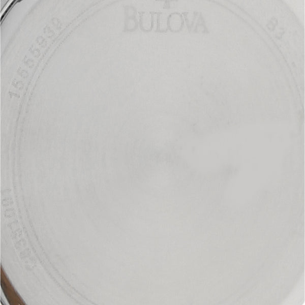 Reloj Bulova para caballero en acero inoxidable correa piel.