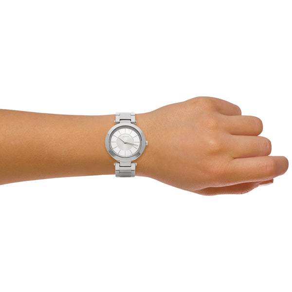 Reloj DKNY para dama/unisex en acero inoxidable.