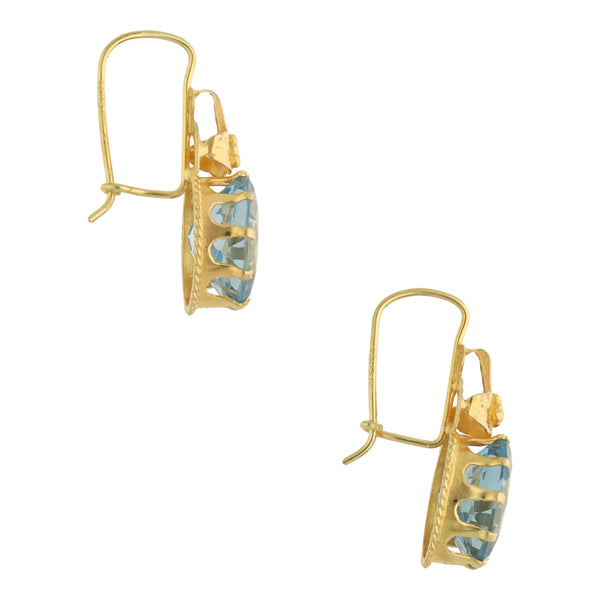 Aretes diseño especial con sintéticos en oro amarillo 16 kilates.