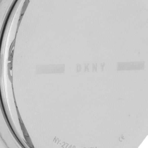 Reloj DKNY para dama en acero inoxidable.