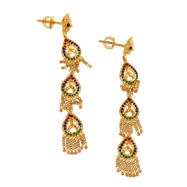 Aretes calados con colgantes de filigrana y esmalte en oro amarillo 22 kilates.