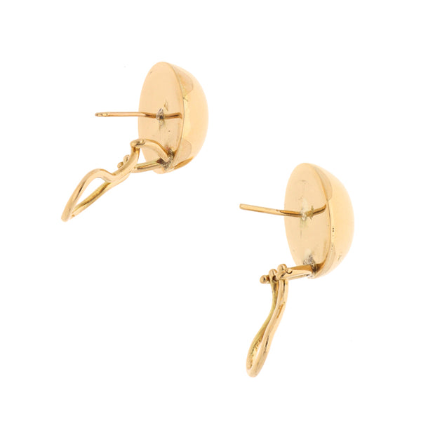 Aretes diseño especial en oro amarillo 18 kilates.