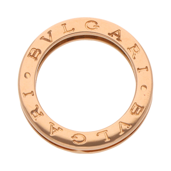 Argolla diseño italiano firma Bvlgari en oro rosa 18 kilates.