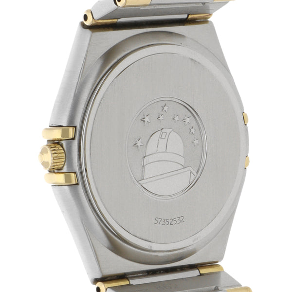 Reloj Omega para caballero modelo Constellation vistas en oro amarillo 18 kilates.